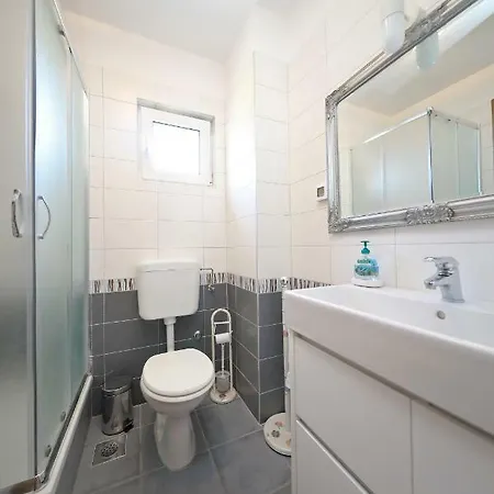 Apartment Stokova Ulica 4