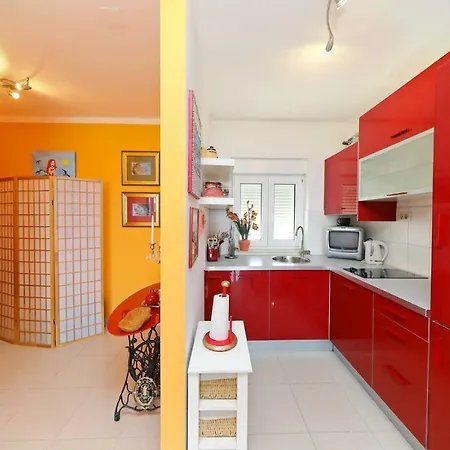Stokova Ulica 4 Apartment Ugljan