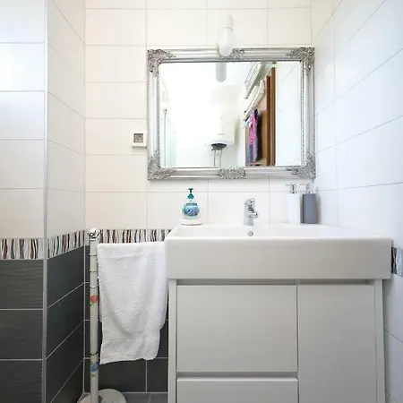 Apartment Stokova Ulica 4 *