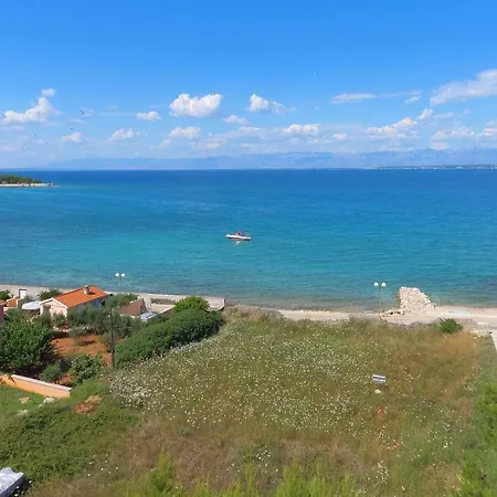 Stokova Ulica 4 * Ugljan